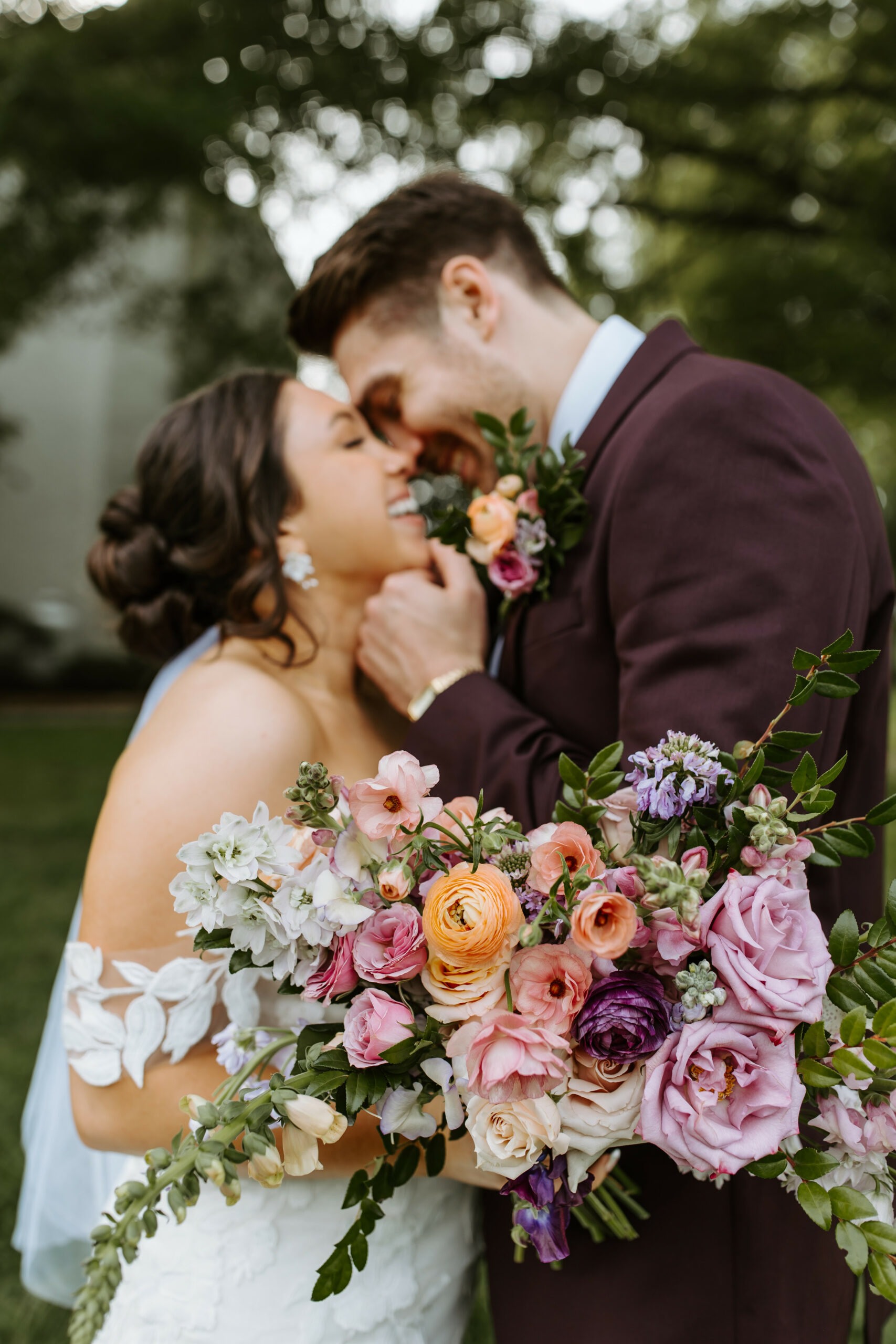 live wedding painter captures wedding ceremony