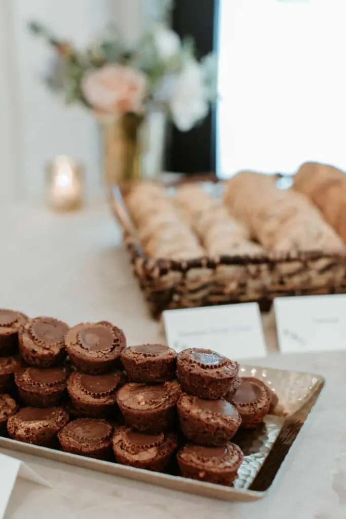 cookie table